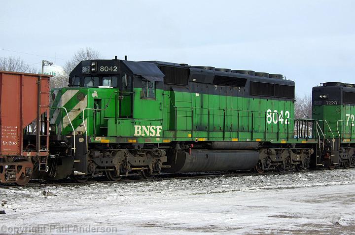 BNSF 8042 - SD40-2.jpg